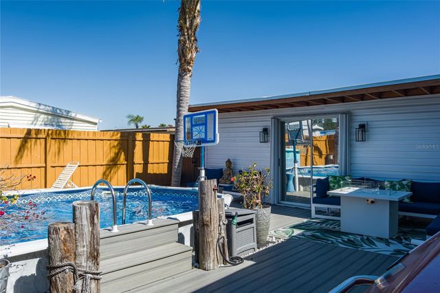 205 52ND AVENUE TERRACE E, Bradenton, FL 34203