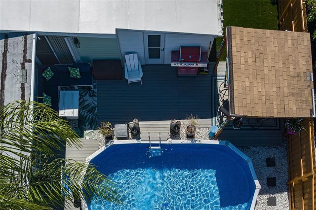 205 52ND AVENUE TERRACE E, Bradenton, FL 34203