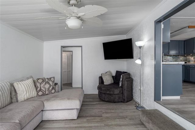 205 52ND AVENUE TERRACE E, Bradenton, FL 34203