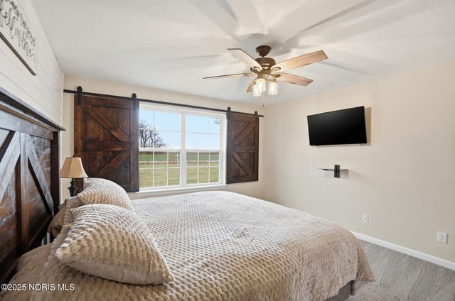 17267 Reams Road, Bowling Green, OH 43402