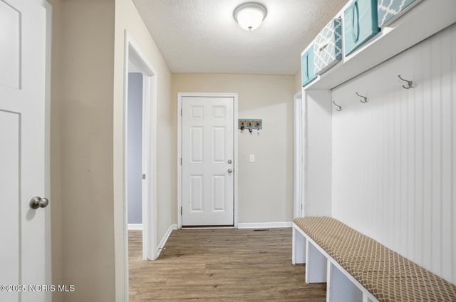 17267 Reams Road, Bowling Green, OH 43402