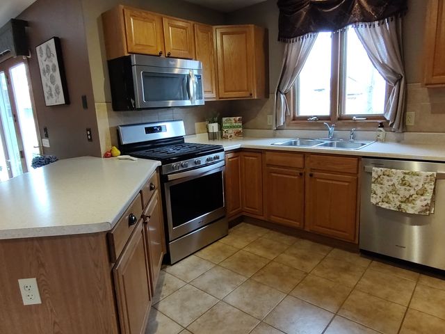 503 Royal Avenue, Belvidere, IL 61008