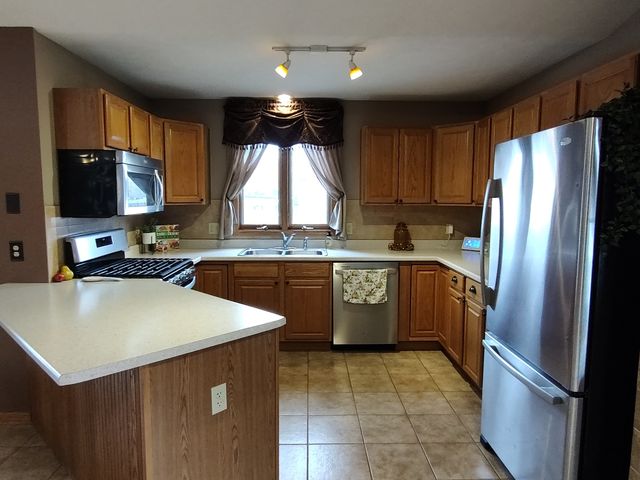 503 Royal Avenue, Belvidere, IL 61008