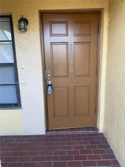 8936 NW 21st St 7, Pembroke Pines, FL 33024
