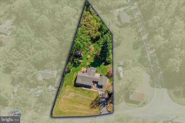 930 CHESTNUT HILL RD, Harpers Ferry, WV 25425