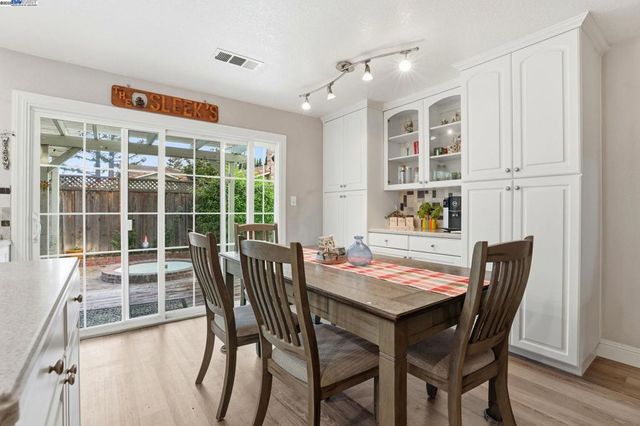 2891 Calle Reynoso, Pleasanton, CA 94566