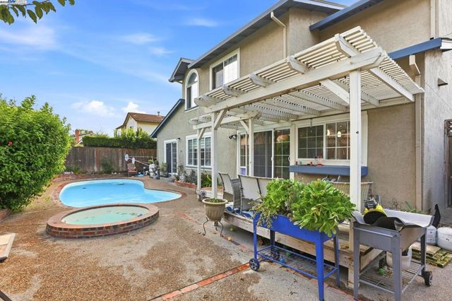 2891 Calle Reynoso, Pleasanton, CA 94566