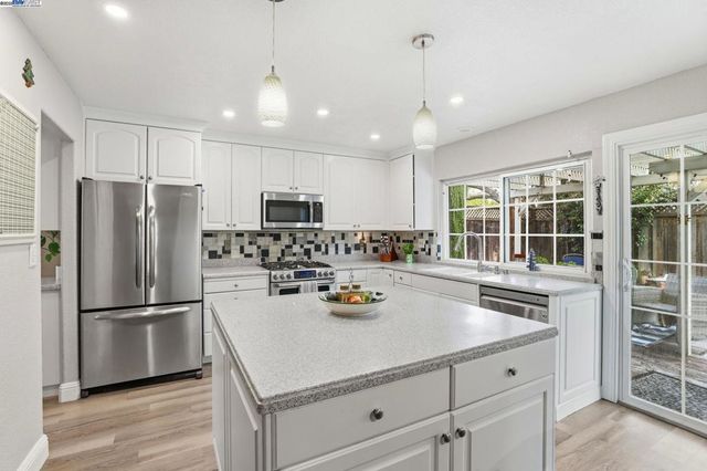 2891 Calle Reynoso, Pleasanton, CA 94566