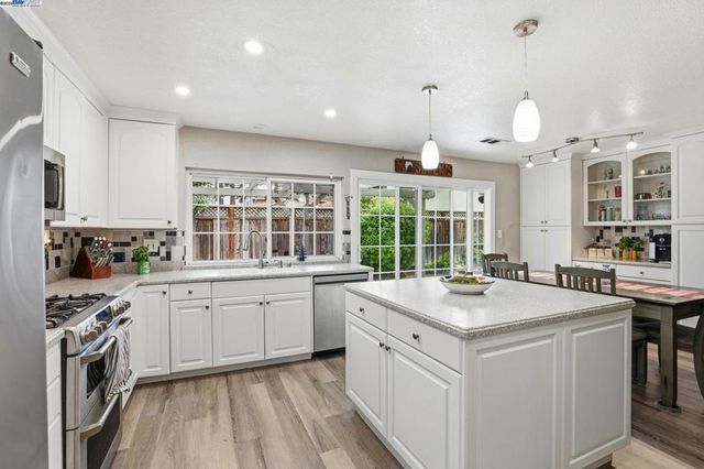 2891 Calle Reynoso, Pleasanton, CA 94566