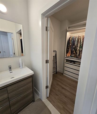 5503 W Oak Way 5503, Dania Beach, FL 33314