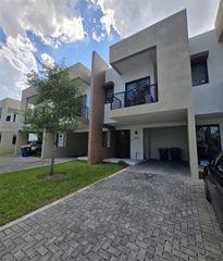 5503 W Oak Way 5503, Dania Beach, FL 33314