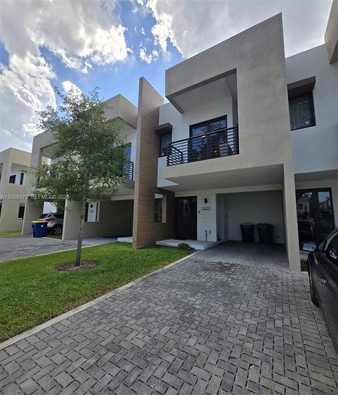 5503 W Oak Way 5503, Dania Beach, FL 33314