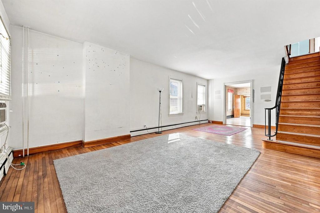 520 MILL ST, BRIDGEPORT, PA 19405 — photo 4
