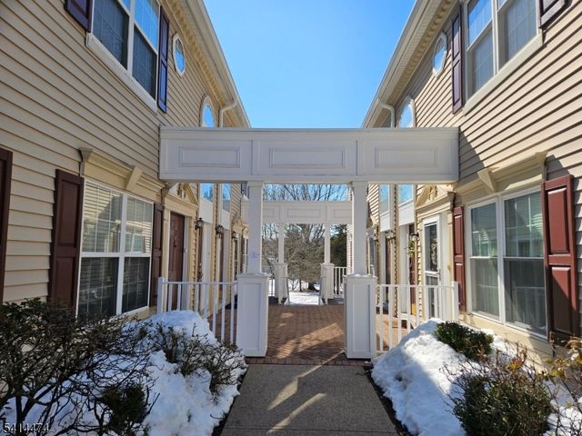 428 Azalea Terrace, Branchburg Twp., NJ 08876