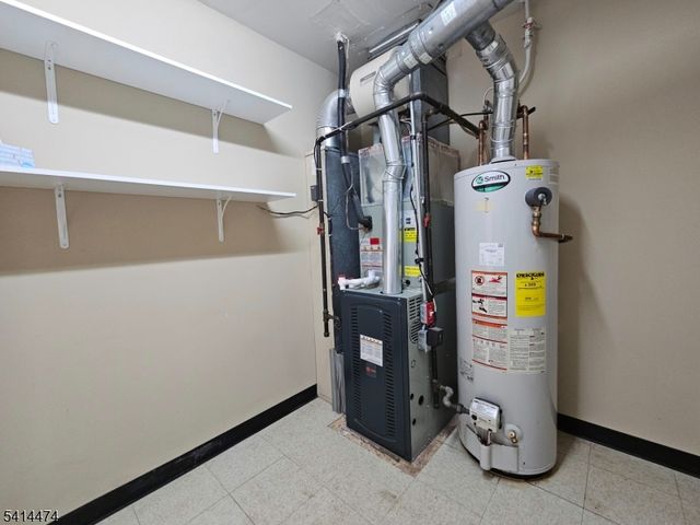 428 Azalea Terrace, Branchburg Twp., NJ 08876