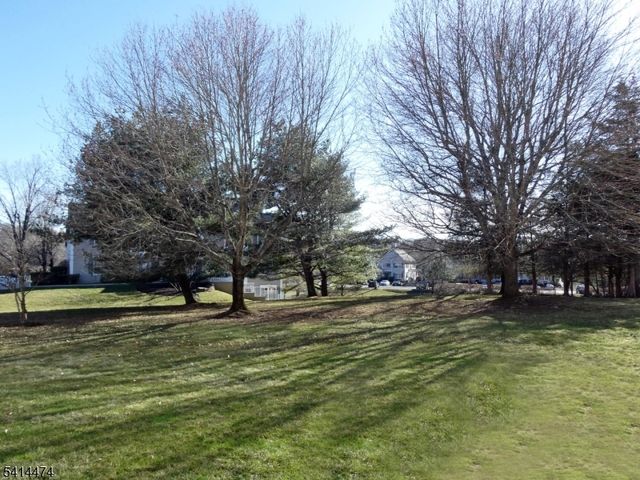 428 Azalea Terrace, Branchburg Twp., NJ 08876