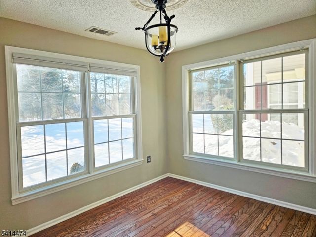 428 Azalea Terrace, Branchburg Twp., NJ 08876