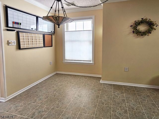 428 Azalea Terrace, Branchburg Twp., NJ 08876