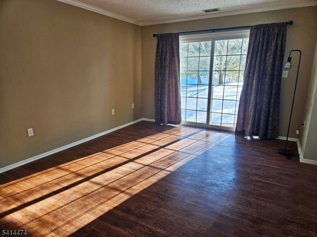 428 Azalea Terrace, Branchburg Twp., NJ 08876