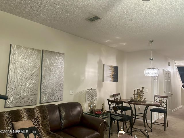8635 RIBBON FALLS Lane, Jacksonville, FL 32244