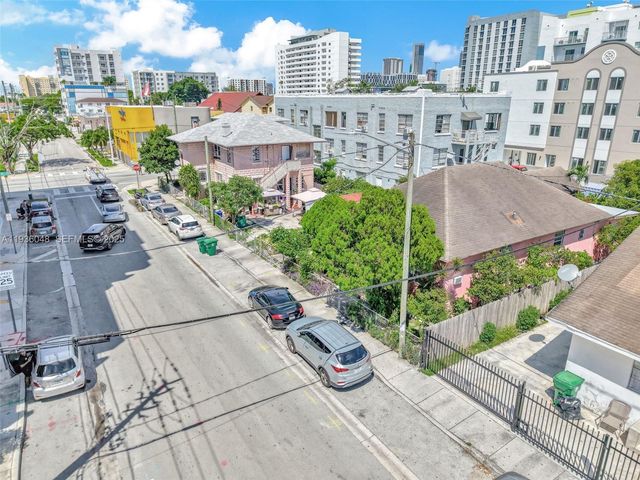 119 SW 7th Ave, Miami, FL 33130