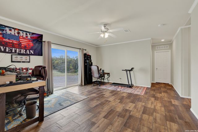 4333 Zion Hill RD, Seguin, TX 78155