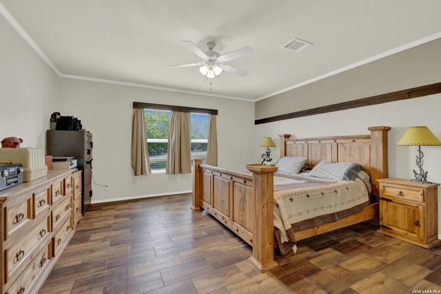 4333 Zion Hill RD, Seguin, TX 78155