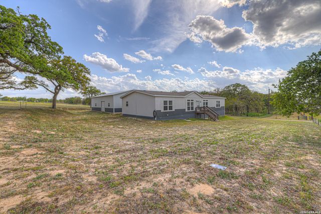 4333 Zion Hill RD, Seguin, TX 78155