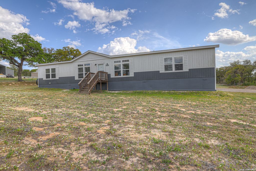 4333 Zion Hill RD, Seguin, TX 78155