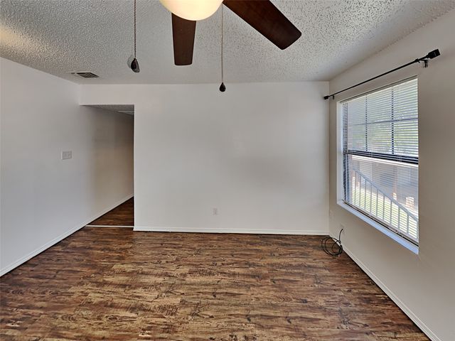 501 Byron Street A, Fort Worth, TX 76114