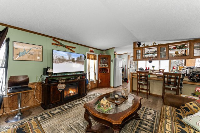 155 Seneca Avenue, Providence, NY 12025