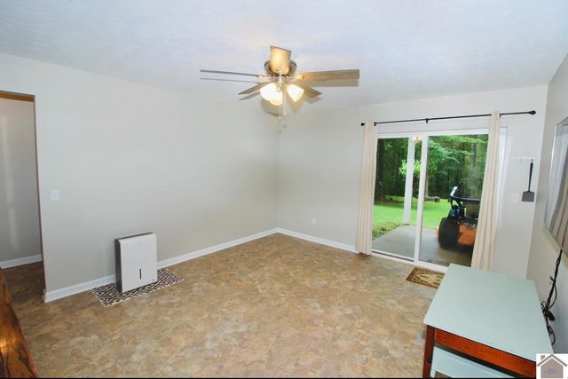 320 Rockcastle Lakeshore Dr # 5A, Cadiz, KY 42211