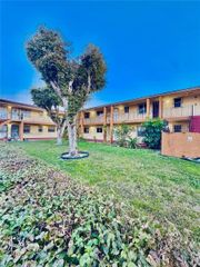 4050 NW 135th St 5-1, Opa-locka, FL 33054