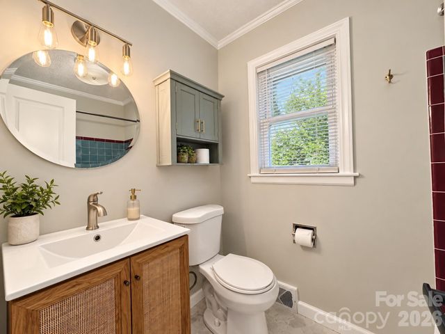 126 Stradley Mountain Road, Asheville, NC 28806