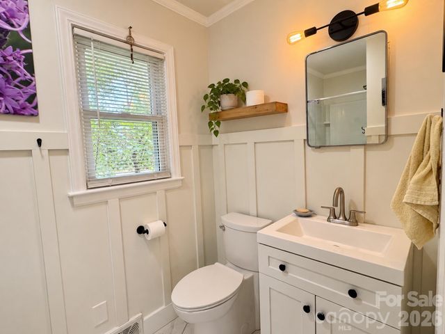 126 Stradley Mountain Road, Asheville, NC 28806