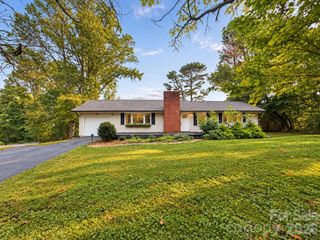 126 Stradley Mountain Road, Asheville, NC 28806