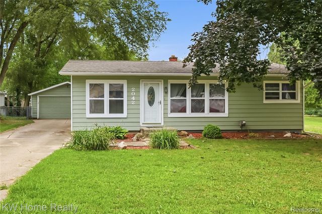 2042 Orland, Wixom, MI 48393