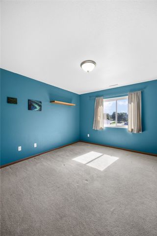 4611 1st Avenue SW 7, Cedar Rapids, IA 52405