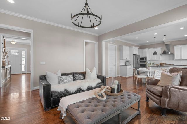 205 Evanview Court, Apex, NC 27523
