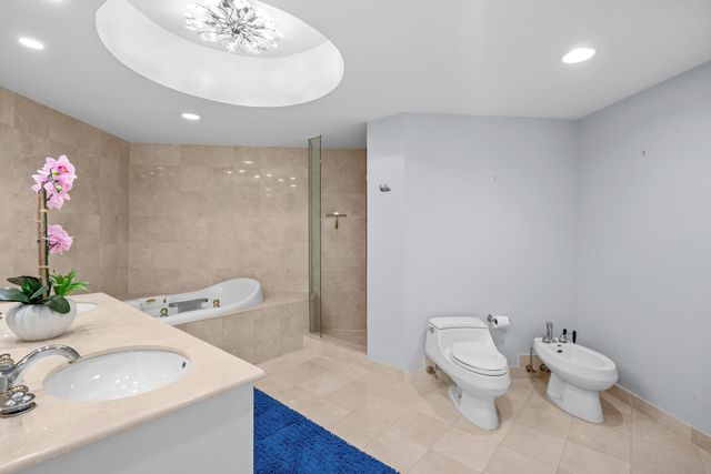 2845 NE 9TH Street 601, Fort Lauderdale, FL 33304