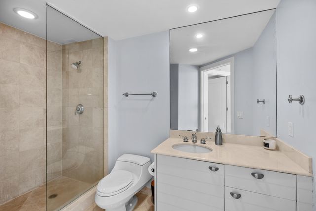 2845 NE 9TH Street 601, Fort Lauderdale, FL 33304