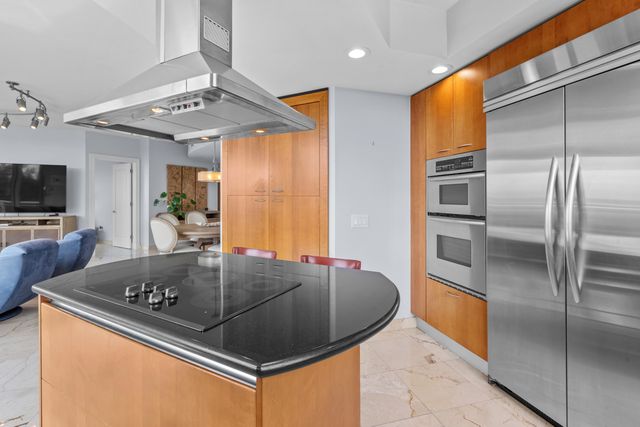 2845 NE 9TH Street 601, Fort Lauderdale, FL 33304
