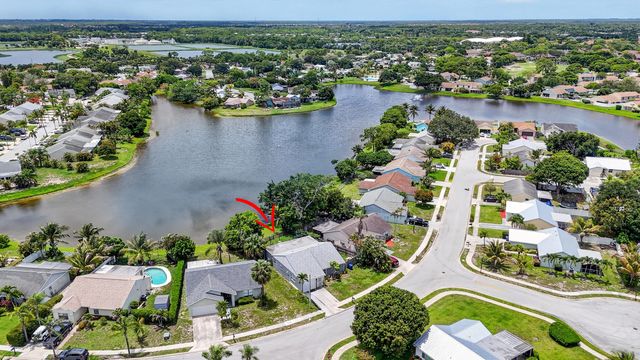 132 Timberline Drive, Jupiter, FL 33458