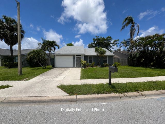 132 Timberline Drive, Jupiter, FL 33458