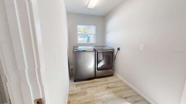 2011 OUTER DRIVE 1, Sarasota, FL 34231