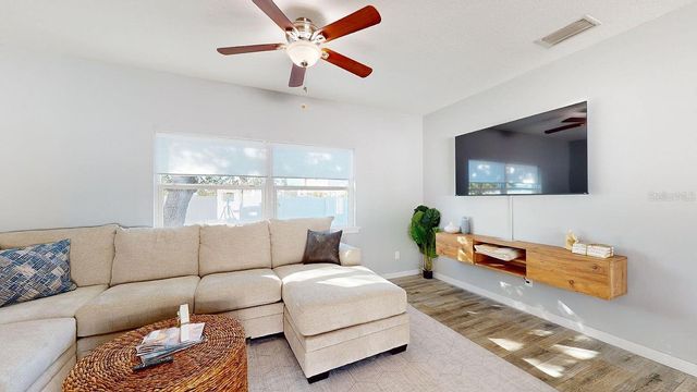 2011 OUTER DRIVE 1, Sarasota, FL 34231