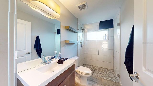 2011 OUTER DRIVE 1, Sarasota, FL 34231