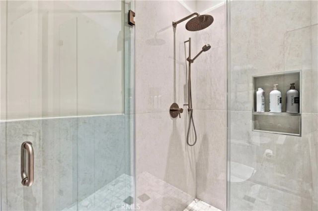 9500 Amoret Drive, Tujunga, CA 91042