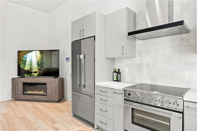 9500 Amoret Drive, Tujunga, CA 91042