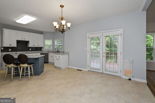 40 Jacksons Valley, Sharpsburg, GA 30277